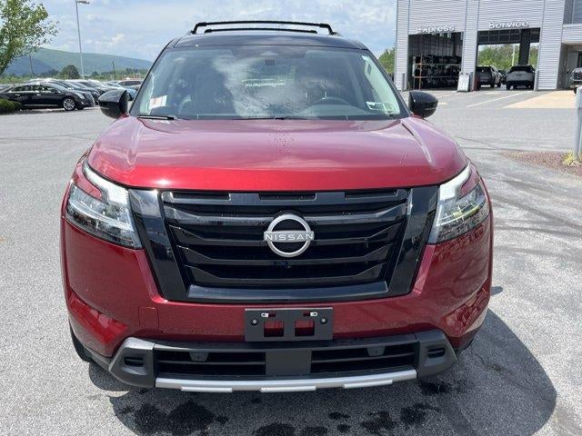 2023 Nissan Pathfinder SL 4WD