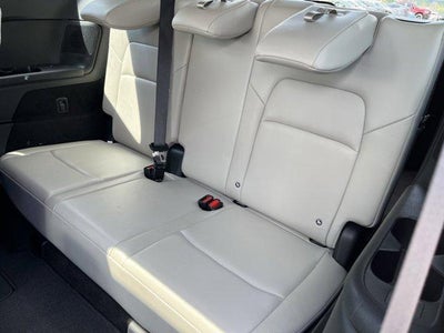 2023 Nissan Pathfinder SL 4WD
