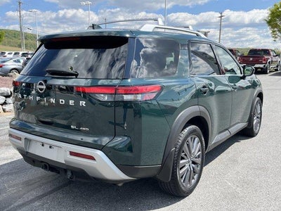 2023 Nissan Pathfinder SL 4WD