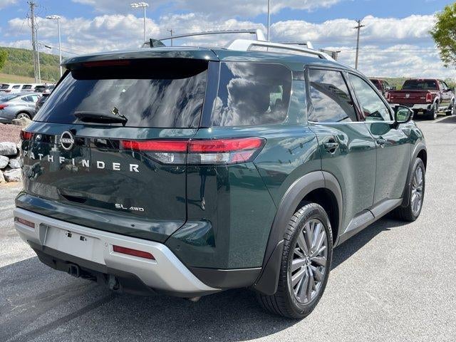 2023 Nissan Pathfinder SL 4WD