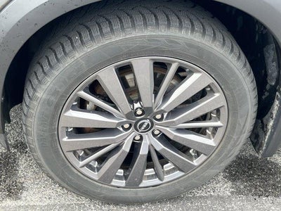 2023 Nissan Pathfinder SL 4WD
