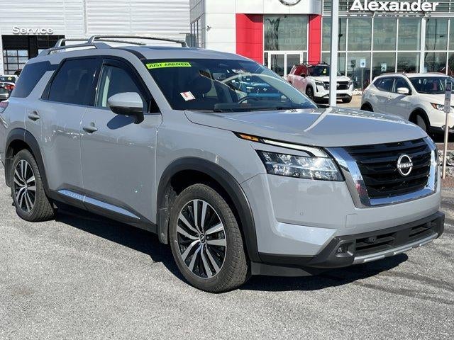 2023 Nissan Pathfinder Platinum 4WD