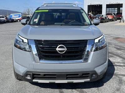 2023 Nissan Pathfinder Platinum 4WD