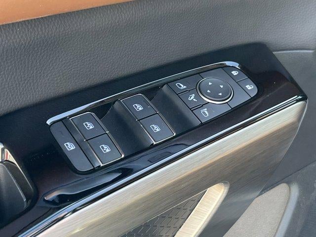 2023 Nissan Pathfinder Platinum 4WD