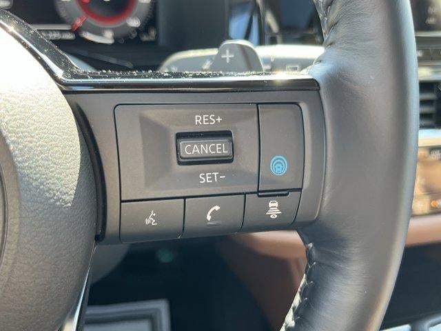 2023 Nissan Pathfinder Platinum 4WD