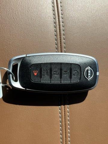 2023 Nissan Pathfinder Platinum 4WD