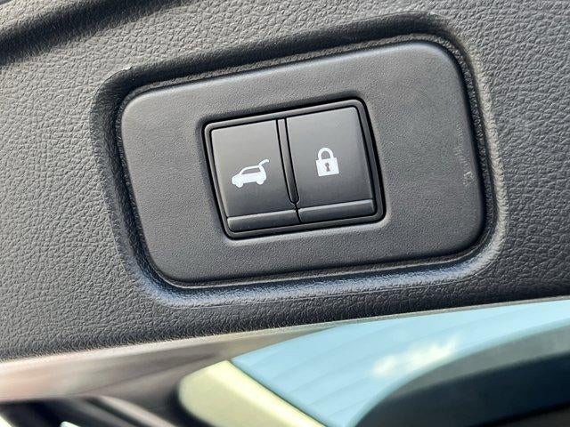 2023 Nissan Pathfinder Platinum 4WD