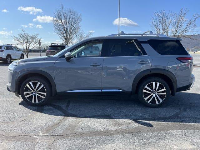 2023 Nissan Pathfinder Platinum 4WD