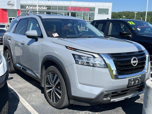 2024 Nissan Pathfinder Platinum 4WD