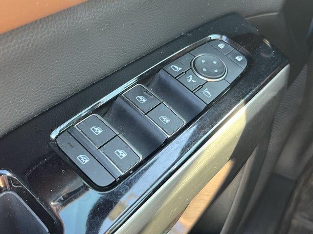 2024 Nissan Pathfinder Platinum 4WD