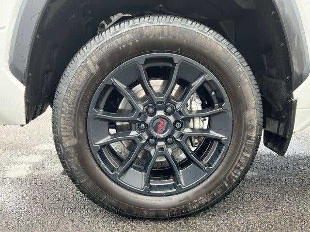 2023 Toyota Tundra 4WD 4WD SR5 CrewMax 5.5' Bed (SE)