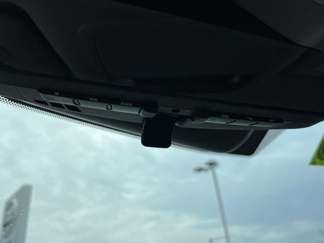 2023 Toyota Tundra 4WD 4WD SR5 CrewMax 5.5' Bed (SE)