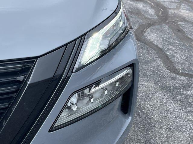 2023 Nissan Rogue AWD SV