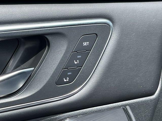 2023 Nissan Rogue AWD Platinum