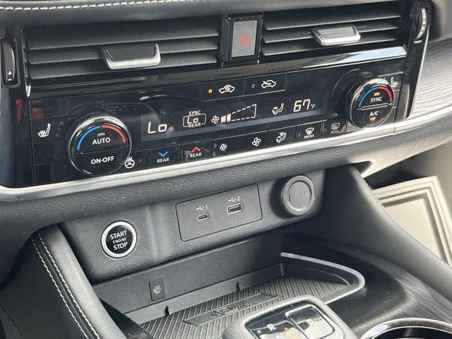 2023 Nissan Rogue AWD Platinum