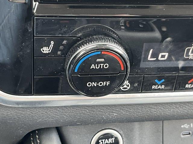2023 Nissan Rogue AWD Platinum
