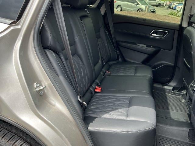 2023 Nissan Rogue AWD Platinum