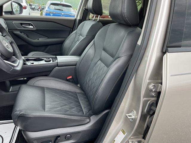 2023 Nissan Rogue AWD Platinum