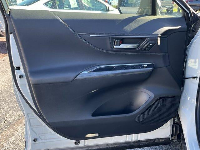 2022 Toyota Venza XLE AWD (SE)