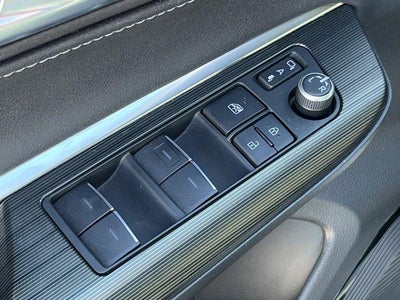 2022 Toyota Venza XLE AWD (SE)