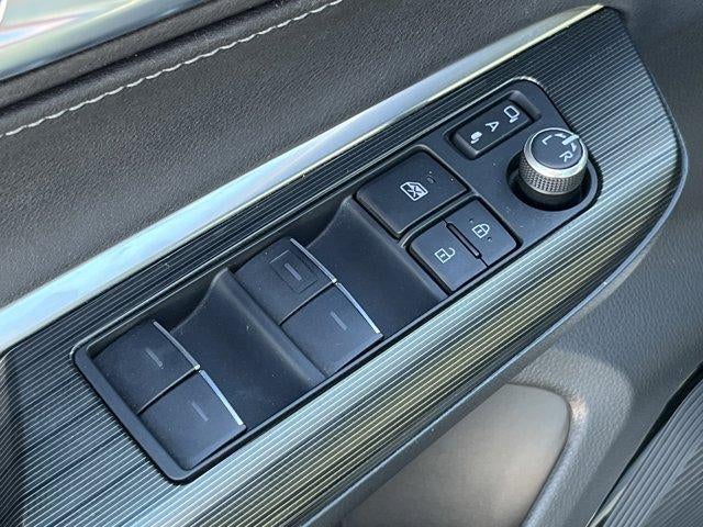 2022 Toyota Venza XLE AWD (SE)