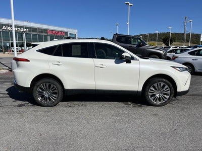 2022 Toyota Venza XLE AWD (SE)