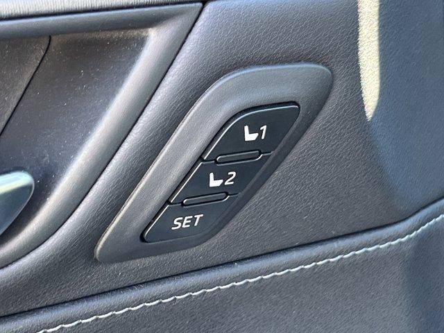 2022 Toyota Venza XLE AWD (SE)