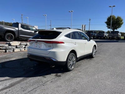 2022 Toyota Venza XLE AWD (SE)