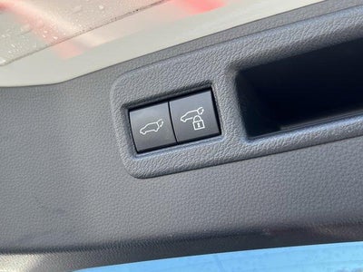 2022 Toyota Venza XLE AWD (SE)