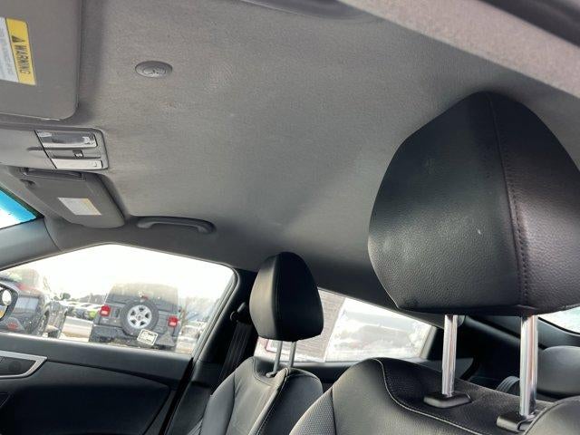 2015 Hyundai VELOSTER 3dr Cpe Auto RE:FLEX w/Black Int