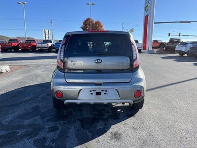 2019 Kia Soul + Auto