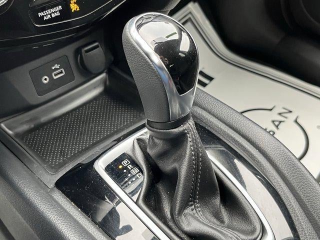 2018 Nissan Rogue AWD SV