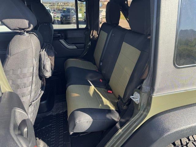 2015 Jeep Wrangler Unlimited 4WD 4dr Willys Wheeler