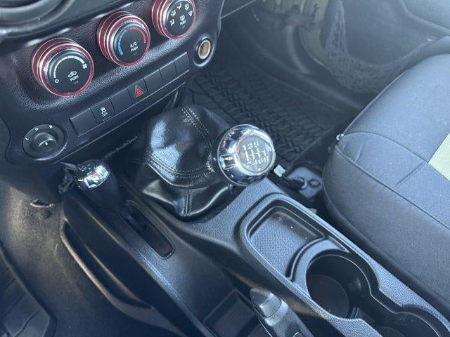 2015 Jeep Wrangler Unlimited 4WD 4dr Willys Wheeler