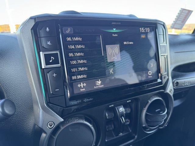 2015 Jeep Wrangler Unlimited 4WD 4dr Willys Wheeler