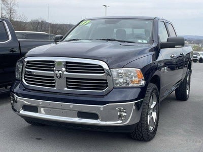 2017 RAM 1500 Big Horn 4x4 Crew Cab 6'4" Box