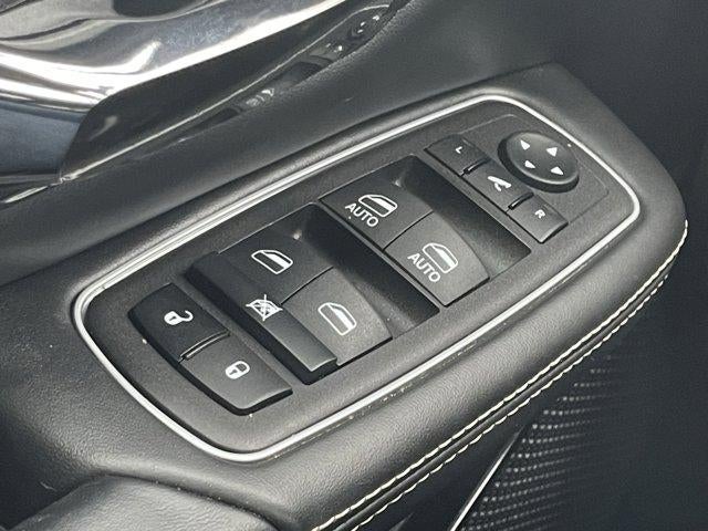 2023 RAM 1500 Limited 4x4 Crew Cab 5'7" Box