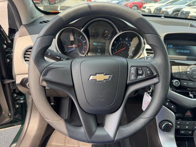 2014 Chevrolet Cruze Sedan LS (Automatic)