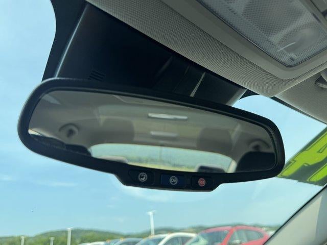 2014 Chevrolet Cruze Sedan LS (Automatic)