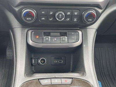 2023 GMC Acadia AWD AT4