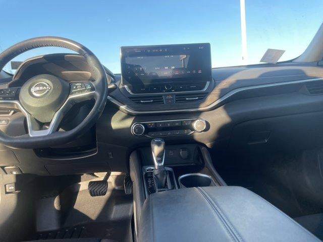 2023 Nissan Altima 2.5 SV AWD Sedan