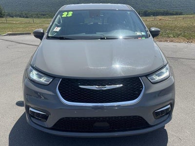 2023 Chrysler Pacifica Touring L FWD