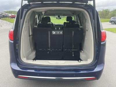 2019 Chrysler Pacifica Touring L FWD