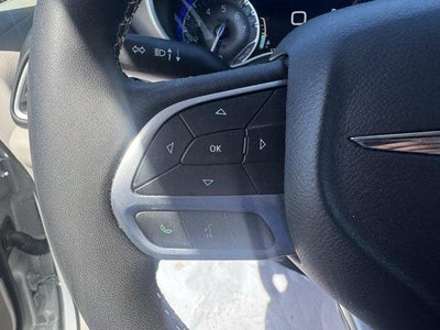 2024 Chrysler Pacifica Touring L FWD