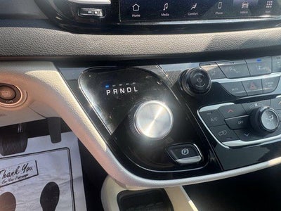 2024 Chrysler Pacifica Touring L FWD