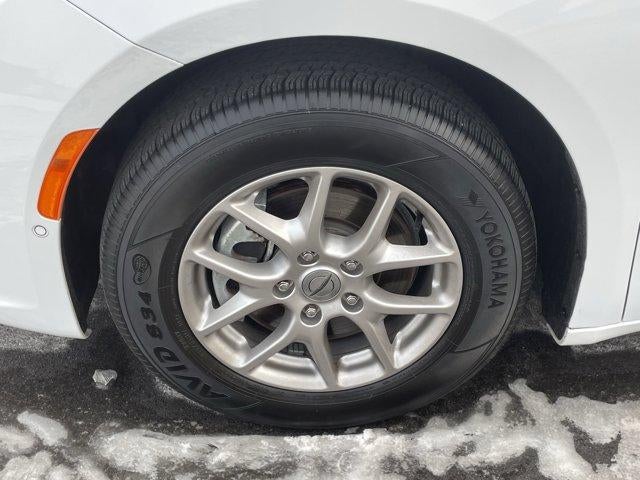 2024 Chrysler Pacifica Touring L FWD