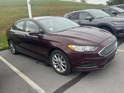 2017 Ford Fusion SE FWD