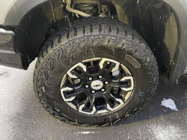 2023 Chevrolet Silverado 1500 Crew Cab Short Box 4-Wheel Drive ZR2