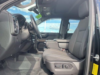 2020 Chevrolet Silverado 1500 Crew Cab Short Box 4-Wheel Drive RST