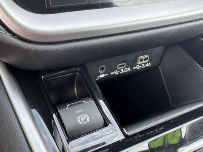 2025 Subaru Legacy Premium AWD